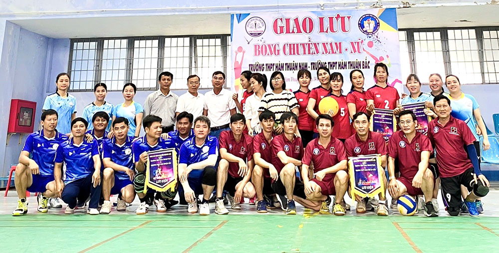 Giao lưu thể thao – văn nghệ gắn kết tình đoàn kết giữa Trường THPT Hàm Thuận Nam và THPT Hàm Thuận Bắc