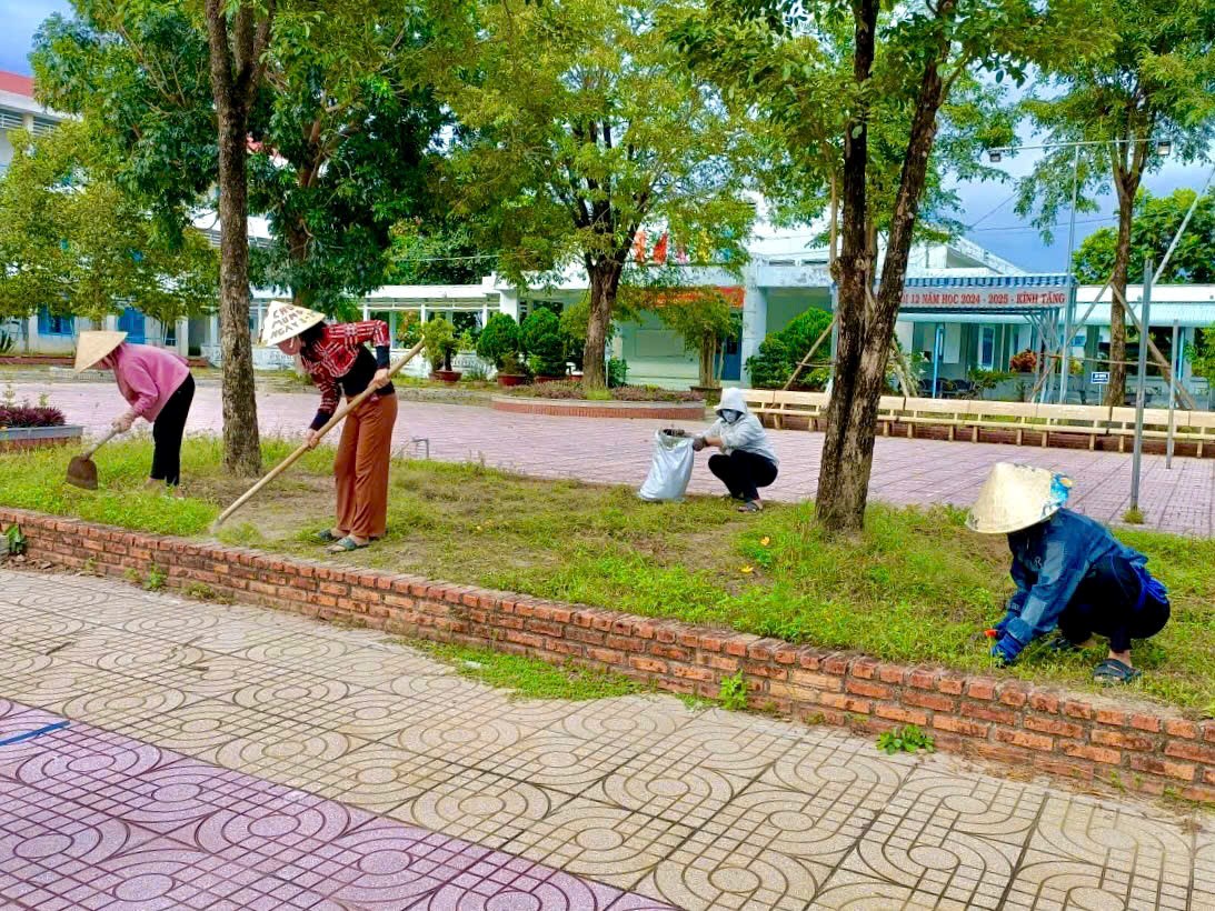 Trường THPT Hàm Thuận Nam xây dựng môi trường học đường xanh – sạch – đẹp – an toàn
