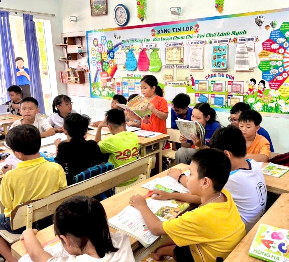 Thầy và trò háo hức bước vào năm học mới