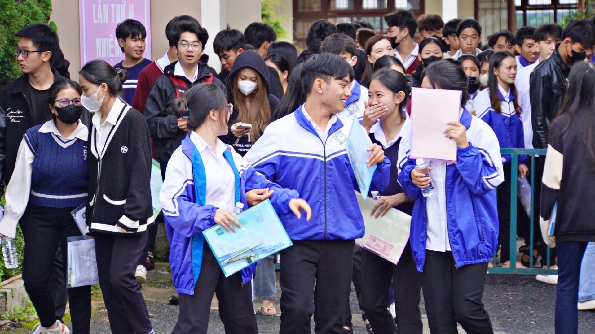 Ðổi mới giáo dục từ việc bỏ kỳ thi