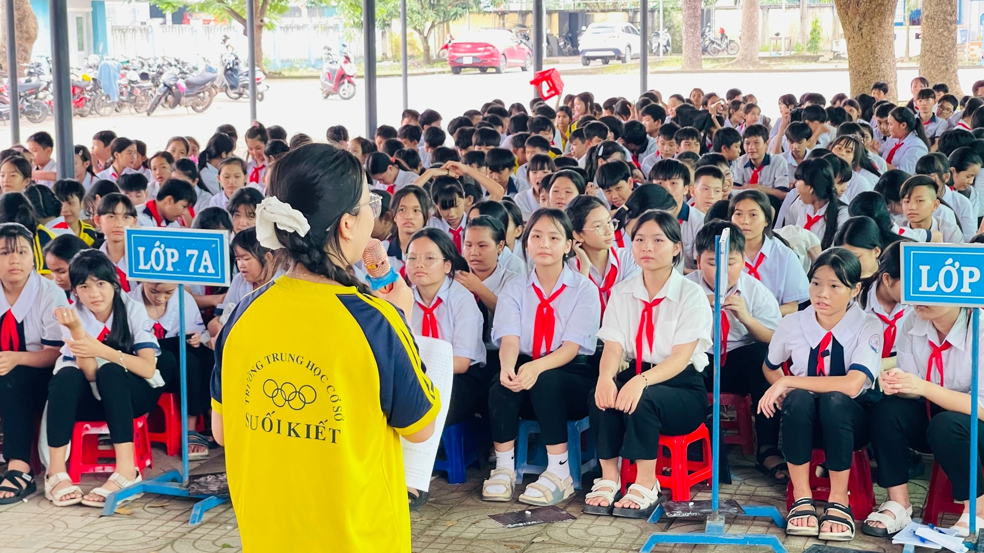 Khi học sinh vùng cao trở thành tuyên truyền viên