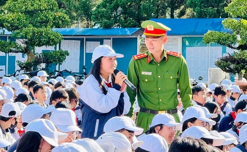 Tăng cường tuyên truyền pháp luật trong học đường