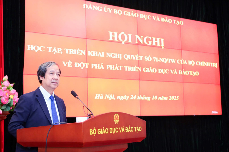 Toàn ngành giáo dục học tập, triển khai Nghị quyết 71-NQ/TW