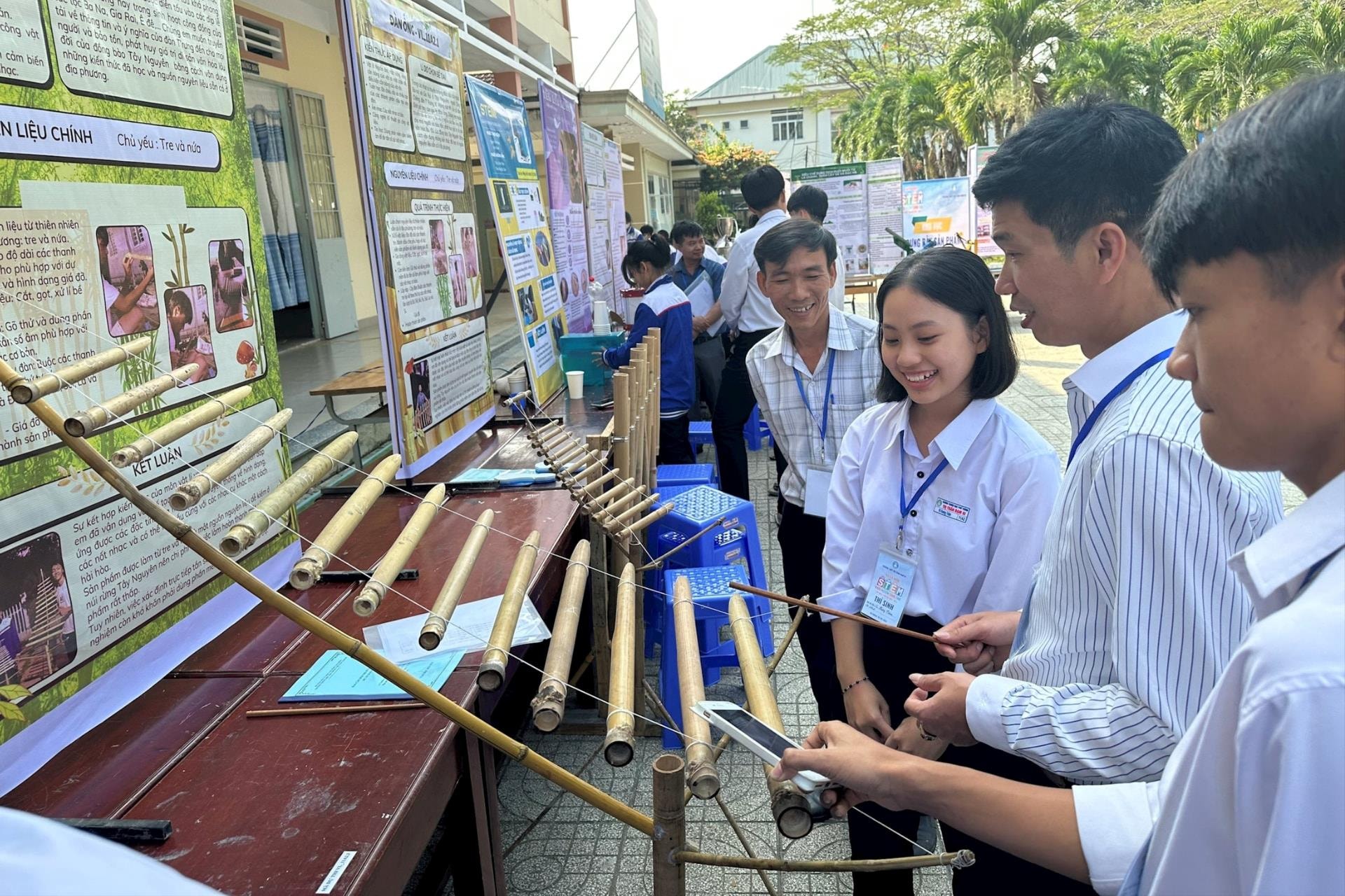 Trường THPT Đạm Ri - Điểm sáng trong Phong trào thi đua Dạy tốt, học tốt
