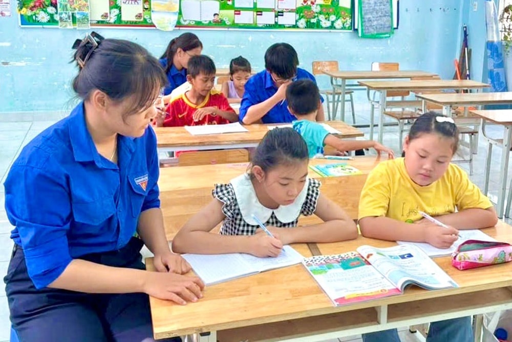 Niềm vui từ những lớp học hè miễn phí