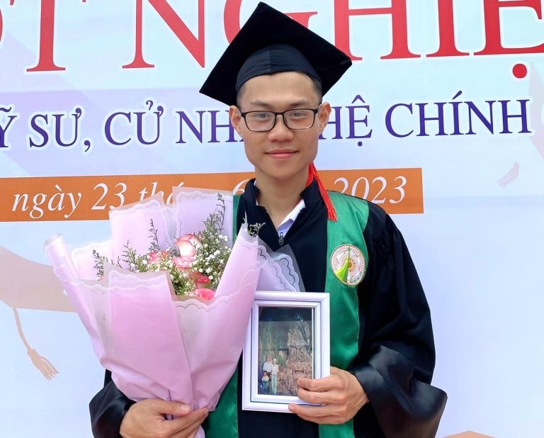 Thủ khoa Trường Đại học Đà Lạt được tuyển thẳng làm giáo viên trường chuyên