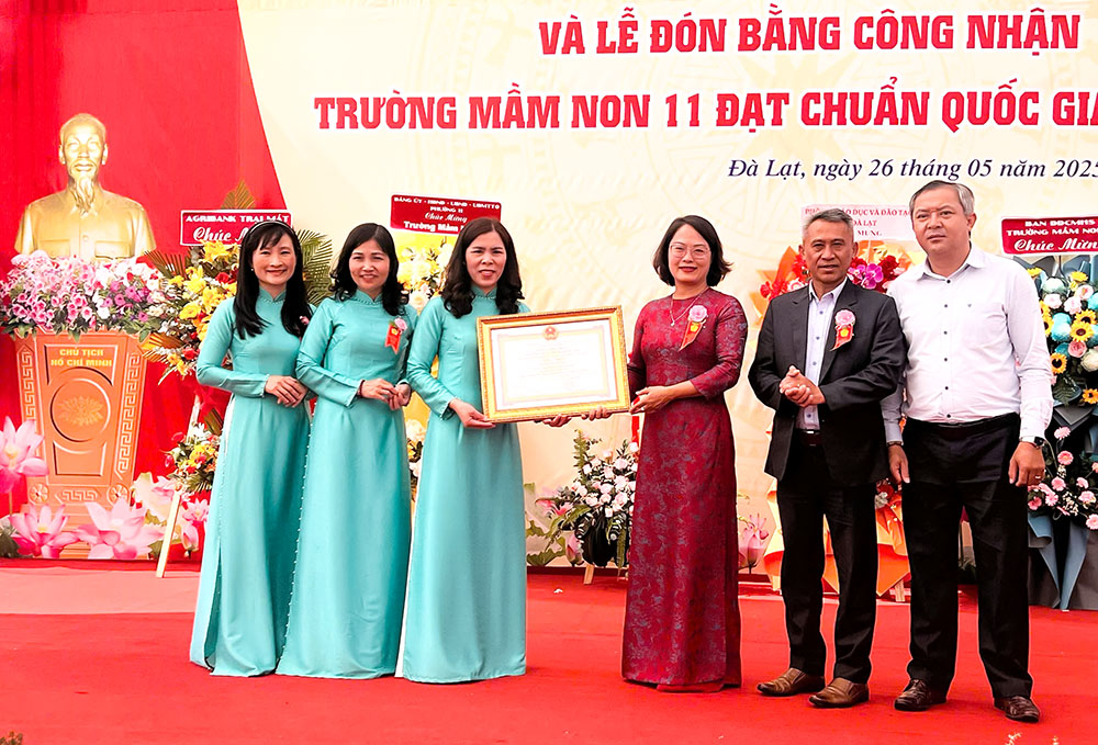 Trường Mầm non 11 đạt chuẩn quốc gia mức độ 2