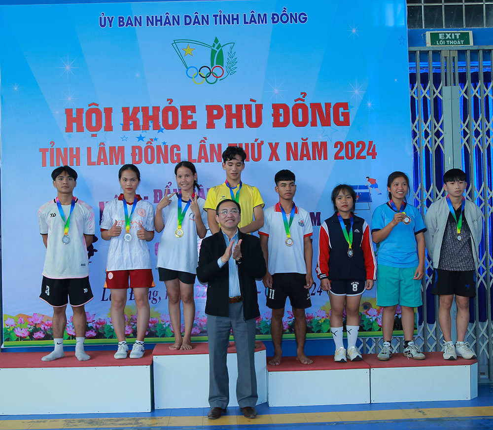 Trường THPT Thị trấn Đạmri đoạt 06 HCV môn Đẩy gậy khối THPT tại HKPĐ tỉnh Lâm Đồng lần thứ X năm 2024