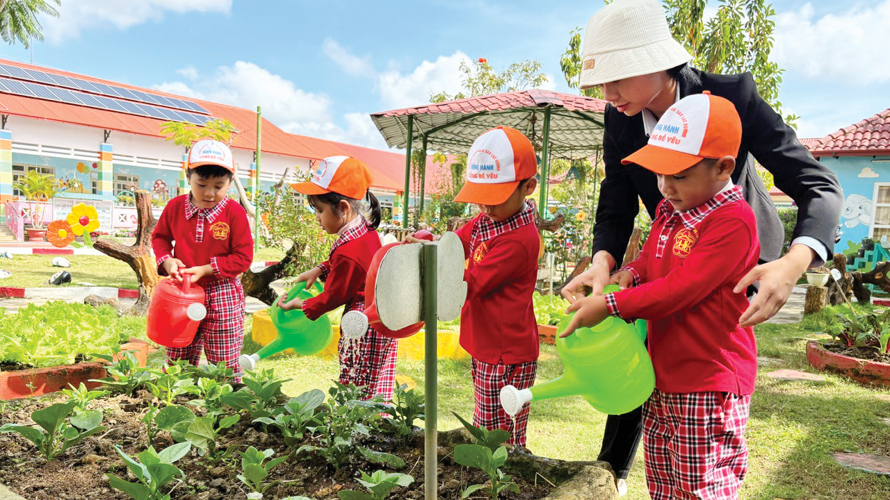 Nơi con học những bài hát đầu tiên