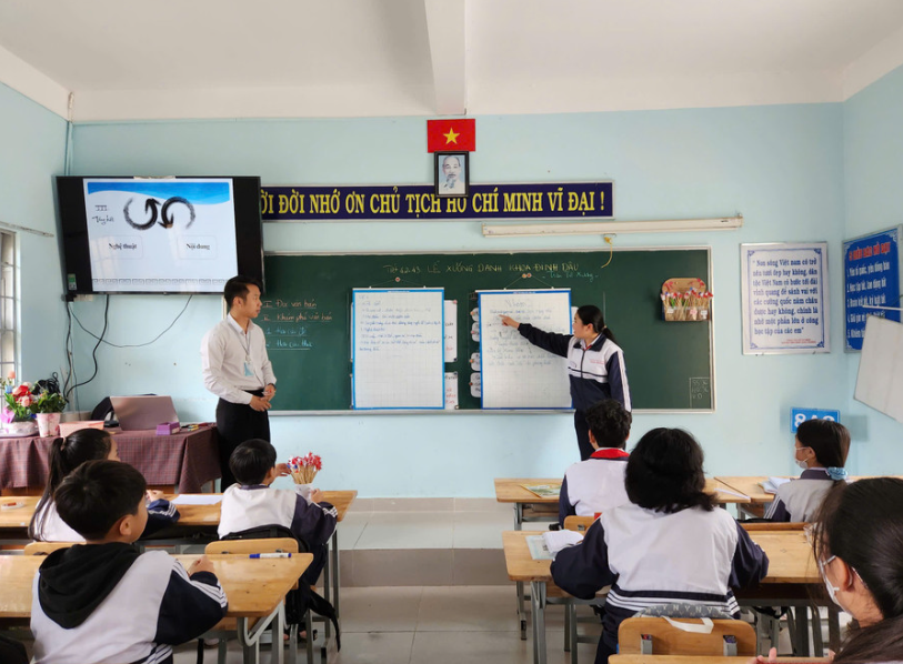 Người thầy khơi dậy niềm đam mê môn Ngữ văn