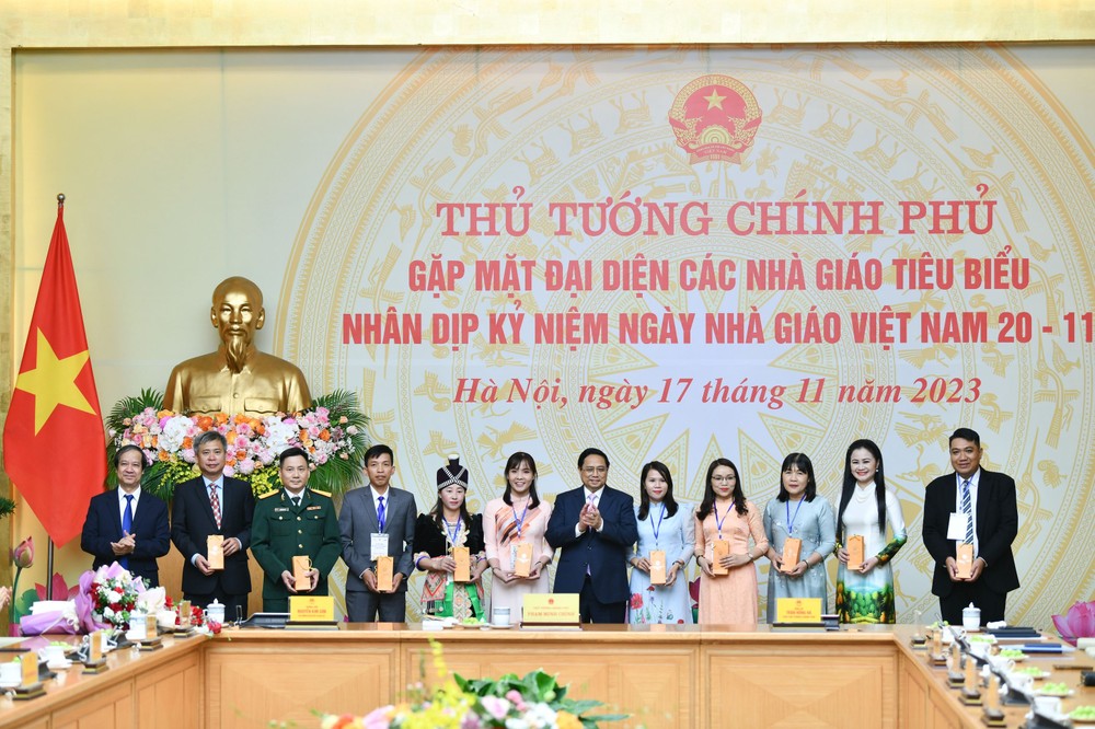 Nhà giáo Lâm Đồng vinh dự phát biểu trong cuộc gặp gỡ Thủ tướng Chính phủ