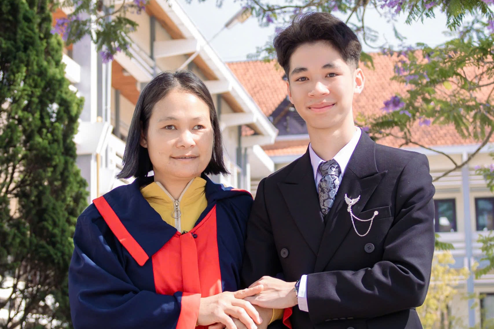Niềm vui không trọn vẹn