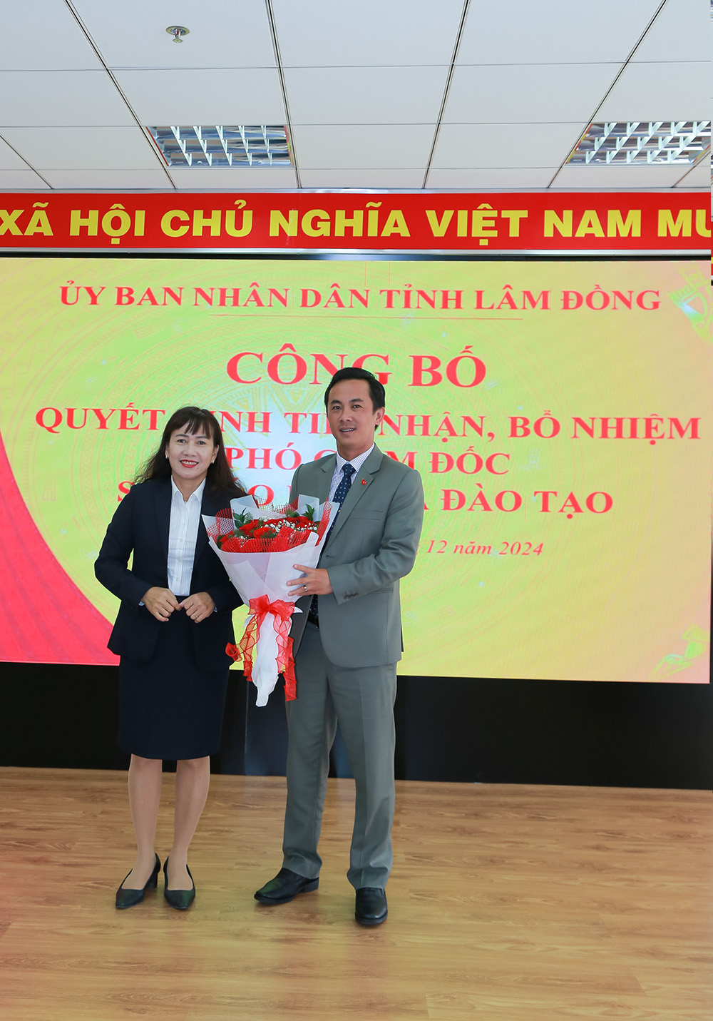 Ông Phan Đức Thái – nguyên Phó Bí thư Thường trực Huyện uỷ Đạ Tẻh, được tiếp nhận, bổ nhiệm chức vụ Phó Giám đốc Sở Giáo dục và Đào tạo tỉnh Lâm Đồng