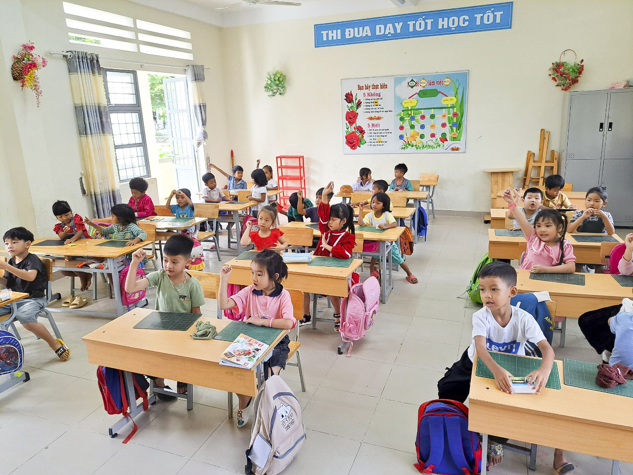 Tổ chức tăng cường tiếng Việt cho trẻ 6 tuổi người dân tộc thiểu ...