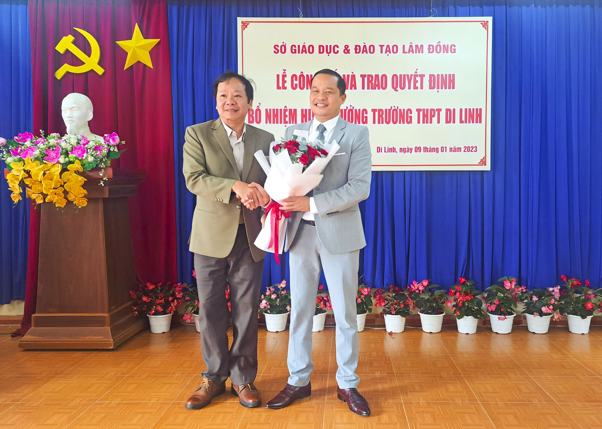 Hội nghị công bố Quyết định điều động và bổ nhiệm chức vụ Hiệu trưởng Trường THPT Di Linh