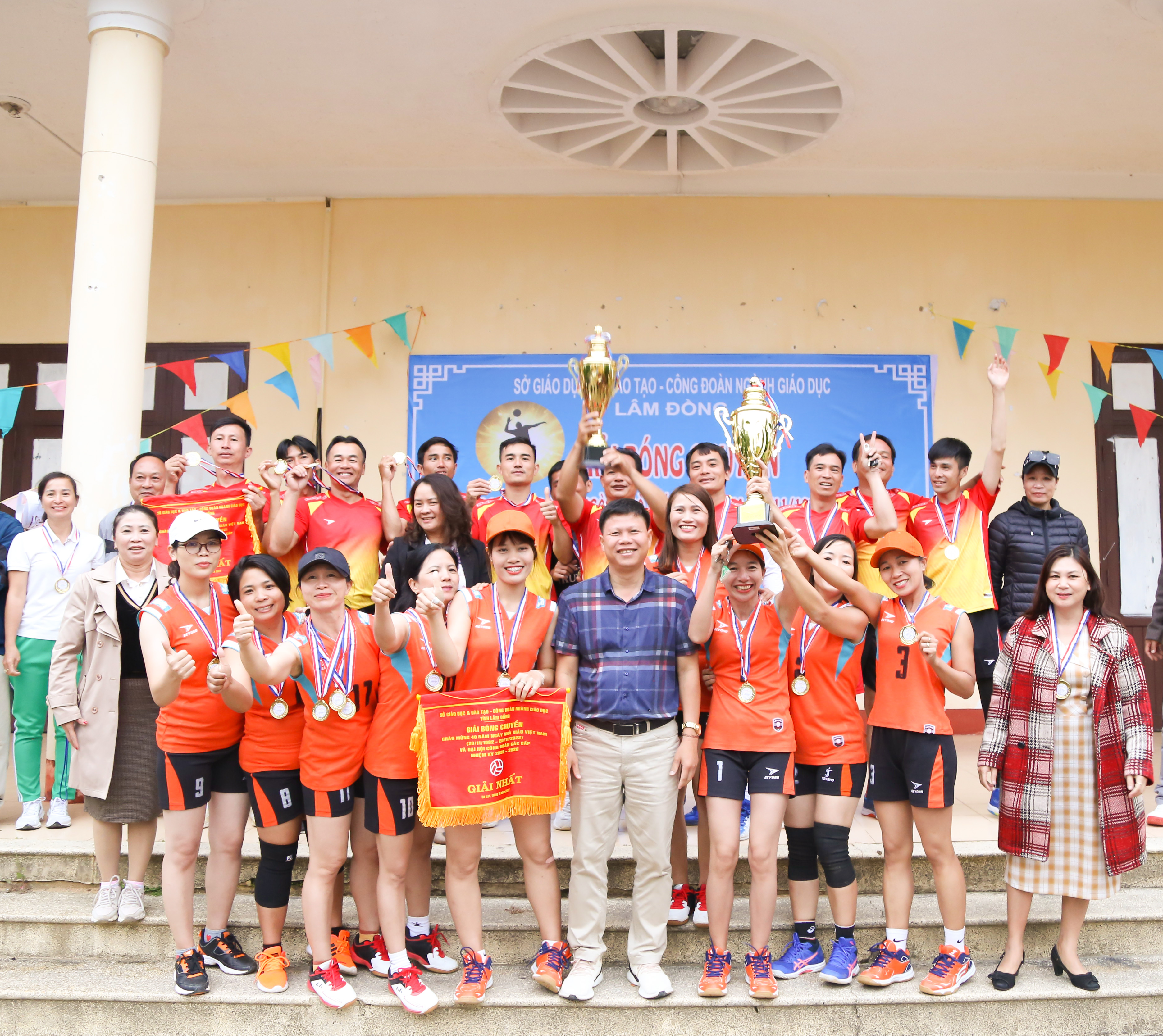 Bế mạc Giải Bóng chuyền ngành Giáo dục tỉnh Lâm Đồng năm 2022