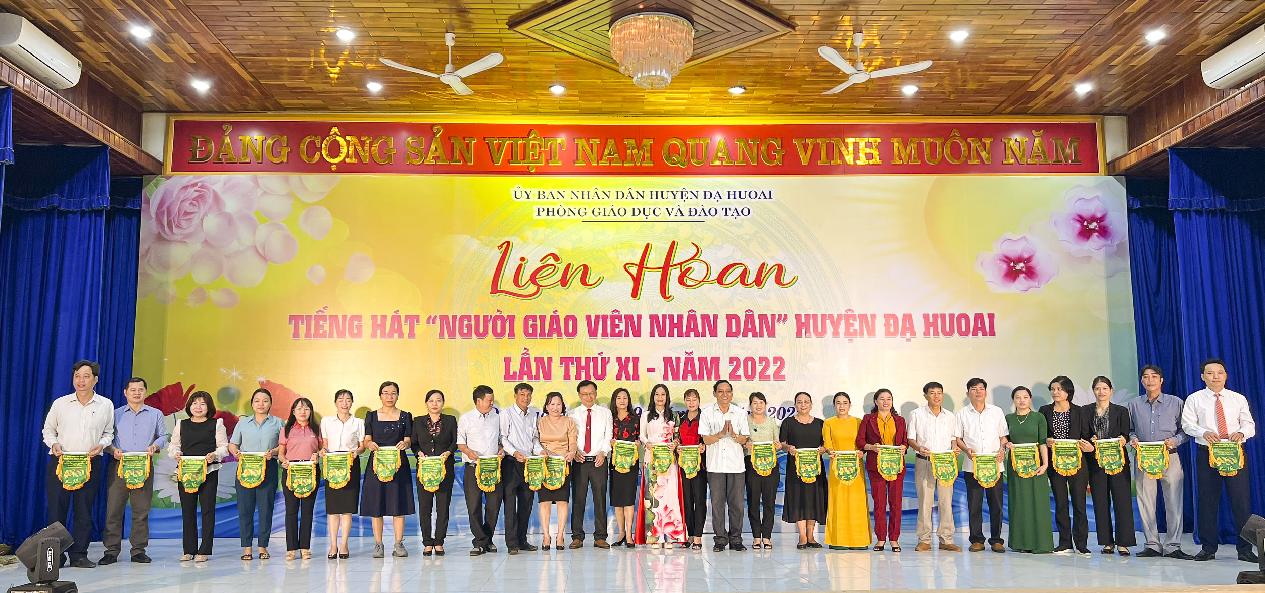 Ngành Giáo dục huyện Đạ Huoai tổ chức Liên hoan tiếng hát giáo viên lần thứ XII – năm 2022