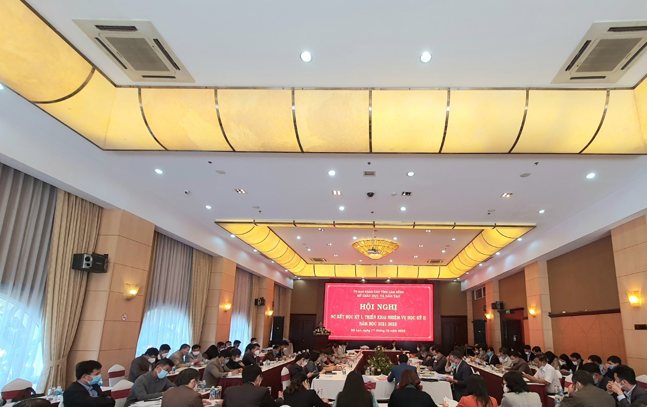Sở Giáo dục và Đào tạo tỉnh Lâm Đồng tổ chức Hội nghị sơ kết học kỳ I, triển khai nhiệm vụ trọng tâm học kỳ II  năm học 2021-2022