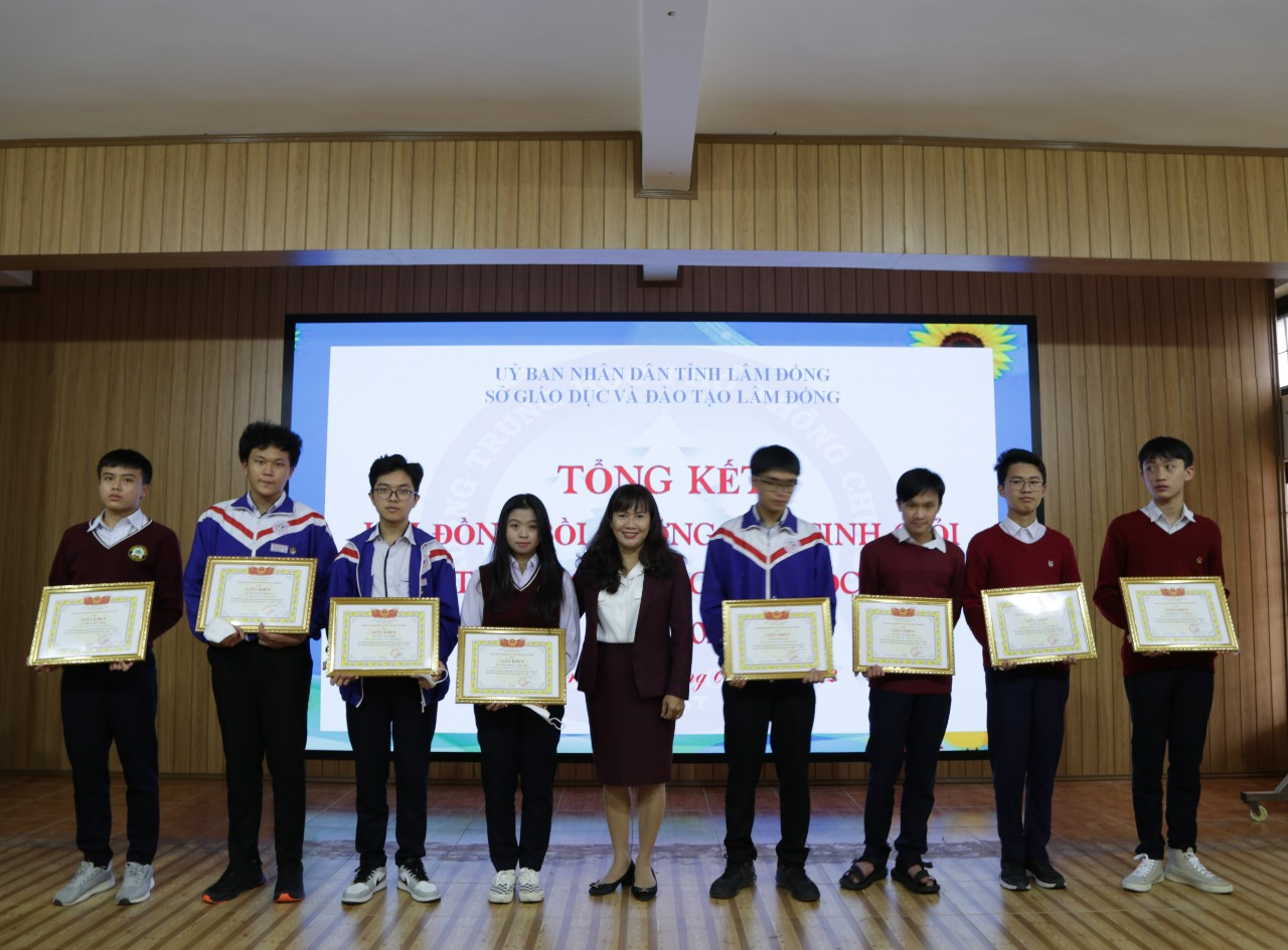 Lâm Đồng đoạt 26 giải tại Kỳ thi chọn học sinh giỏi quốc gia THPT năm học 2021 - 2022