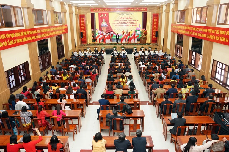 Ngành Giáo dục tỉnh Lâm Đồng long trọng kỷ niệm 40 năm Ngày Nhà giáo Việt Nam
