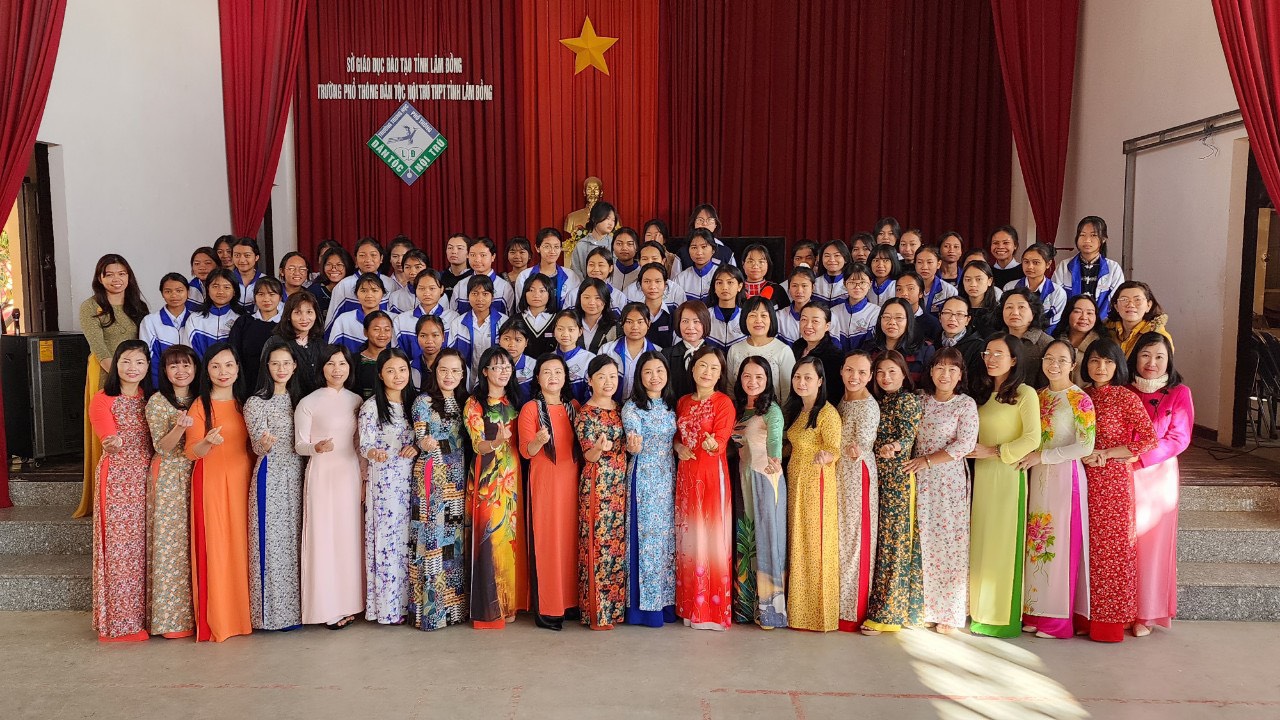Tháng 3- Quốc tế Phụ nữ và những điều ý nghĩa tại trường PTDTNT THPT tỉnh Lâm Đồng