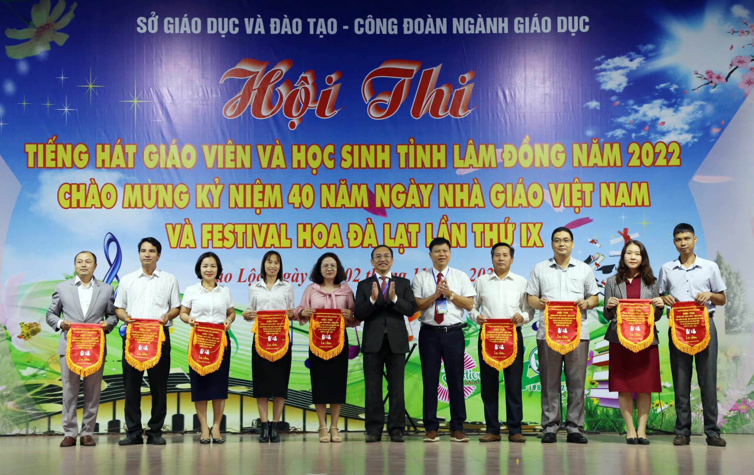 Khai mạc Hội thi Tiếng hát giáo viên và học sinh ngành Giáo dục tỉnh Lâm Đồng năm 2022, cụm Bảo Lộc