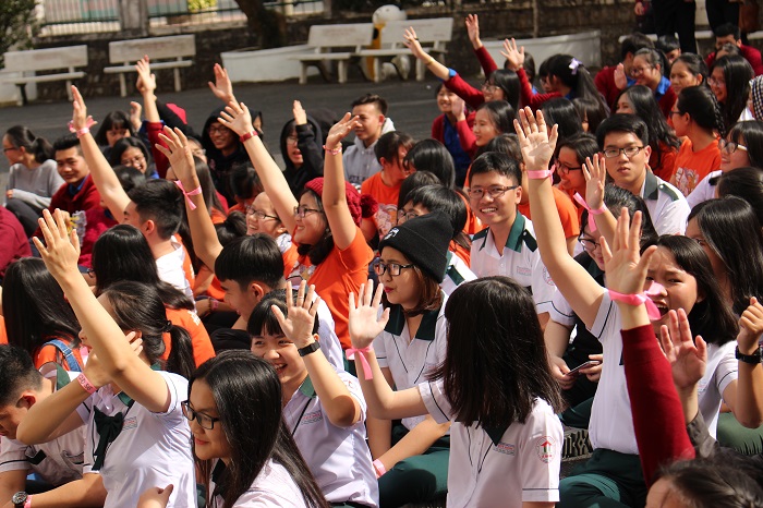 Hoạt động giao lưu giữa học sinh Trường THPT Chuyên Thăng Long – Đà Lạt với HS Trường THPT Chuyên Lê Quý Đôn – Ninh Thuận