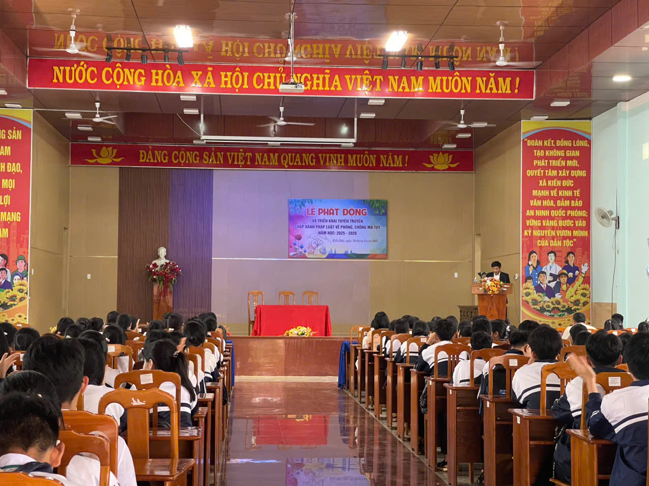 Sở Giáo dục và Đào tạo tỉnh Lâm Đồng tổ chức Lễ phát động và triển khai tuyên truyền, phổ biến phòng, chống ma túy trong trường học năm học 2025 – 2026