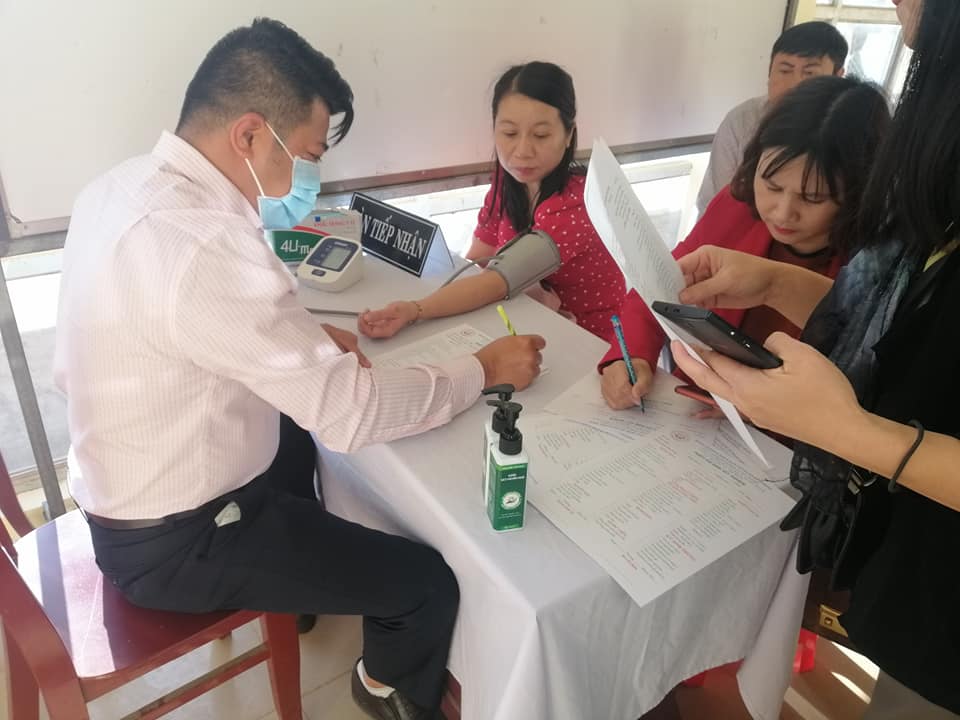   CĐCS Trường THPT Phan Bội Châu – Di Linh tổ chức tham gia khám bệnh miễn phí cho cán bộ nhà giáo và người lao động tại đơn vị 