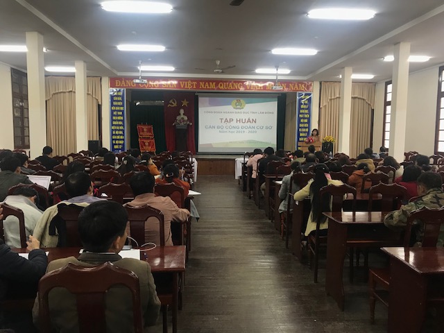 Công đoàn Giáo dục tỉnh Lâm Đồng tổ chức thành công lớp tập huấn cán công đoàn năm học 2019-2020