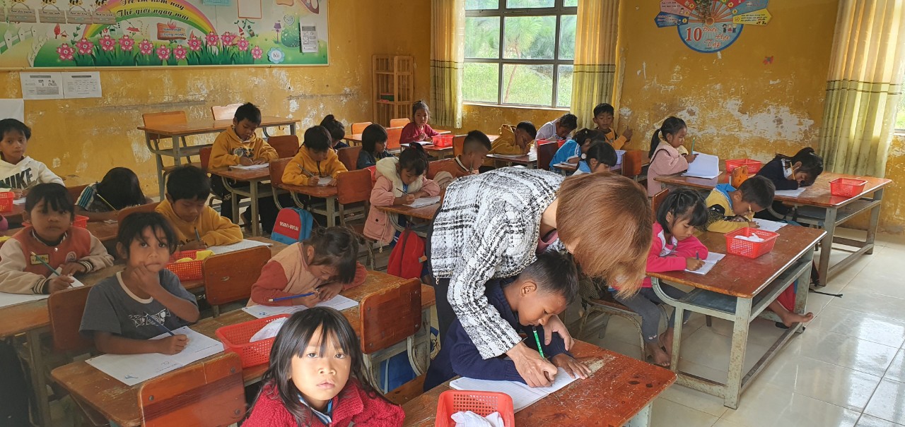 Tăng cường tiếng Việt trong hè cho trẻ 5 tuổi người dân tộc thiểu số trước khi vào học lớp 1 năm học 2022-2023 nhằm nâng cao chất lượng giáo dục toàn diện