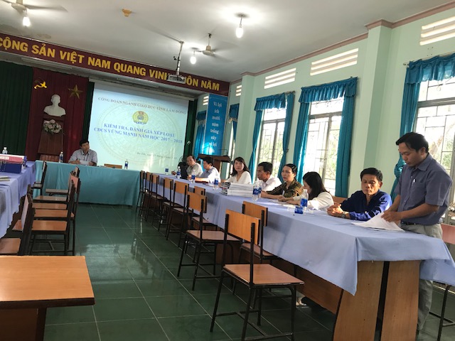 Công đoàn Giáo dục tỉnh Lâm Đồng tổ chức kiểm tra, đánh giá Công đoàn cơ sở vững mạnh năm học 2017-2018 ở các đơn vị trên địa bàn huyện Đạ Huoai, Đạ Tẻh, Cát Tiên.