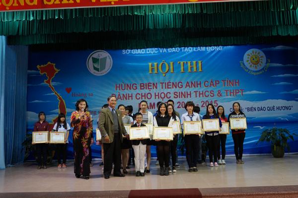 Hội thi "Hùng biện tiếng Anh cấp tỉnh dành cho học sinh THCS và THPT Lâm Đồng lần thứ V năm học 2014 - 2015"