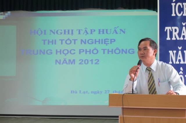 Hội nghị tập huấn thi tốt nghiệp THPT, GDTX năm 2012