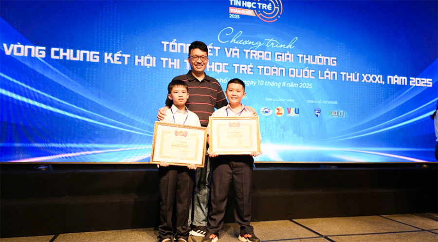 Hai học sinh Trường Tiểu học Thạnh Mỹ đạt giải cao tại Hội thi Tin học trẻ toàn quốc lần thứ 31