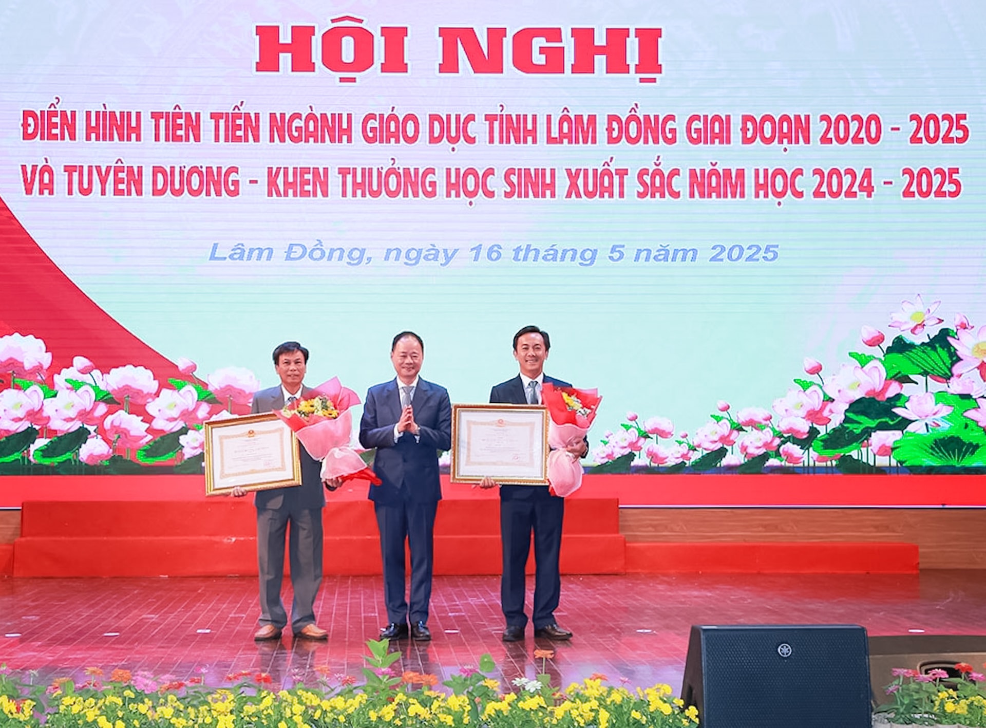Một tấm gương sáng tận tâm với sự nghiệp “trồng người”
