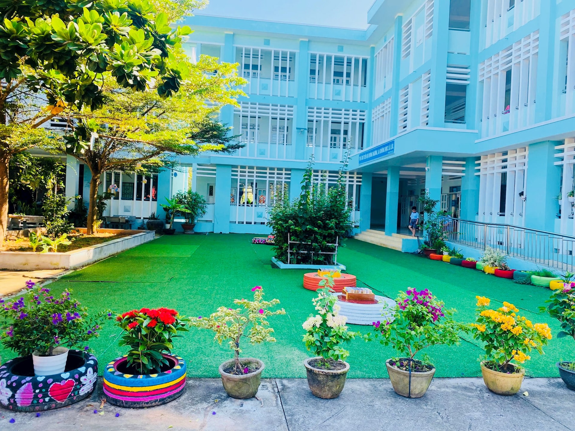 Bảo vệ môi trường qua xây dựng trường học xanh - sạch - đẹp