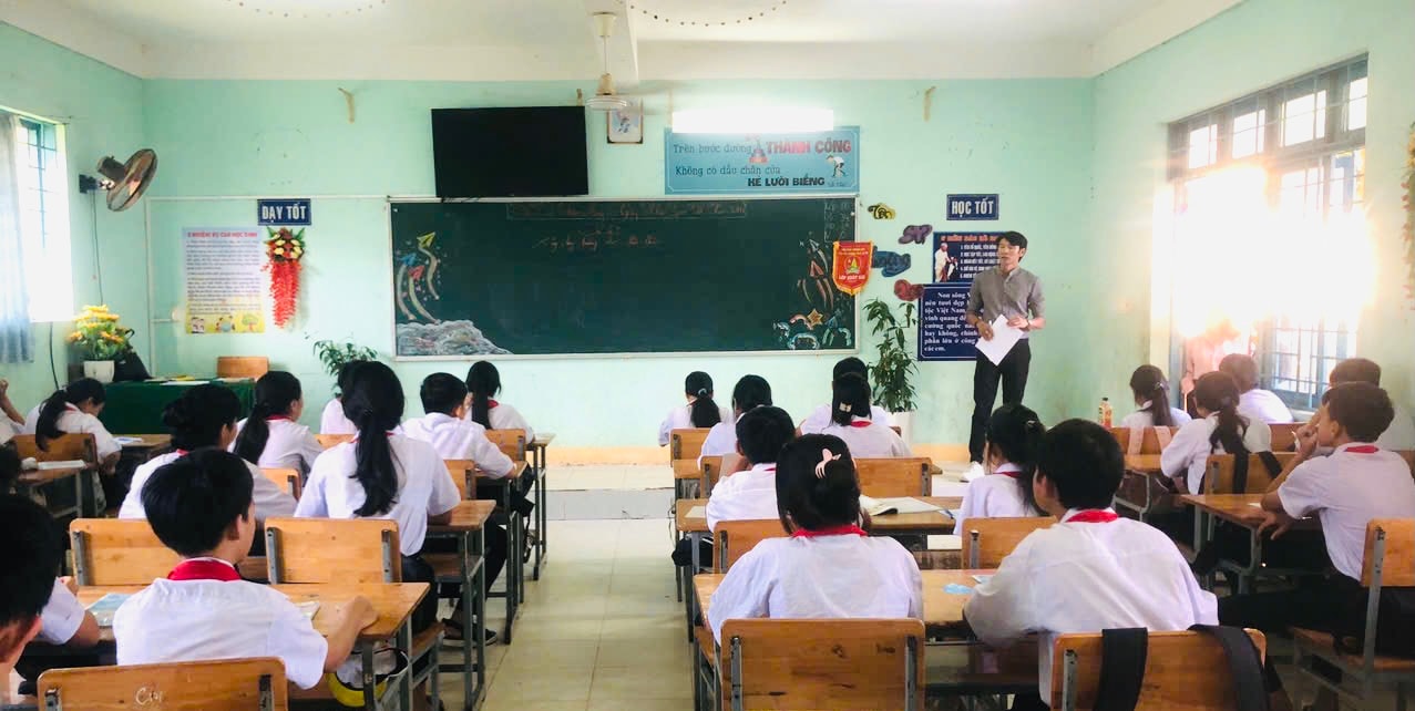 Nhiều hoạt động ý nghĩa tri ân thầy cô giáo