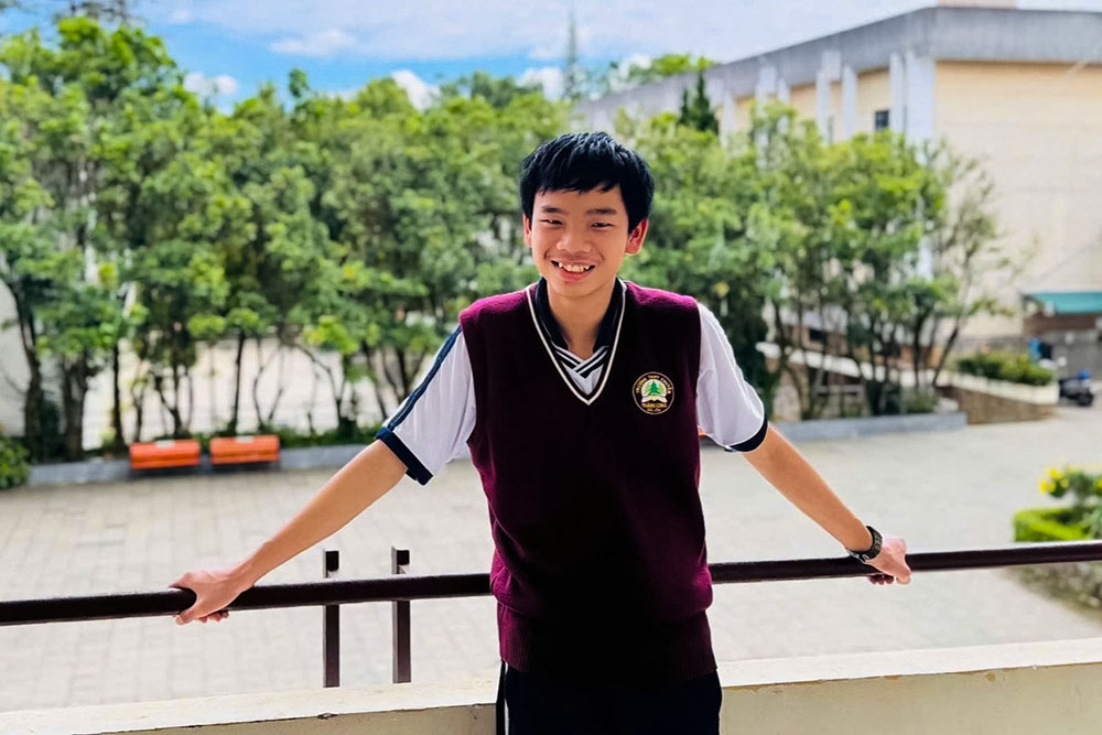 Nam sinh đoạt huy chương Olympic Châu Á với cách giải độc đáo chỉ 4 dòng lệnh