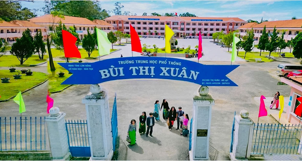 Trường THPT Bùi Thị Xuân – Đà Lạt: 100% học sinh đỗ tốt nghiệp THPT năm 2025, 7 điểm 10
